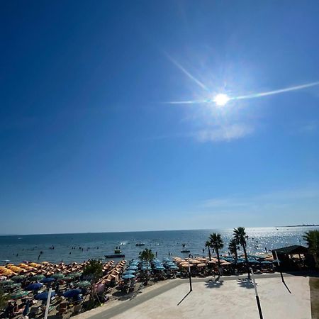 Beautiful Sea View Apartment Durres Bagian luar foto